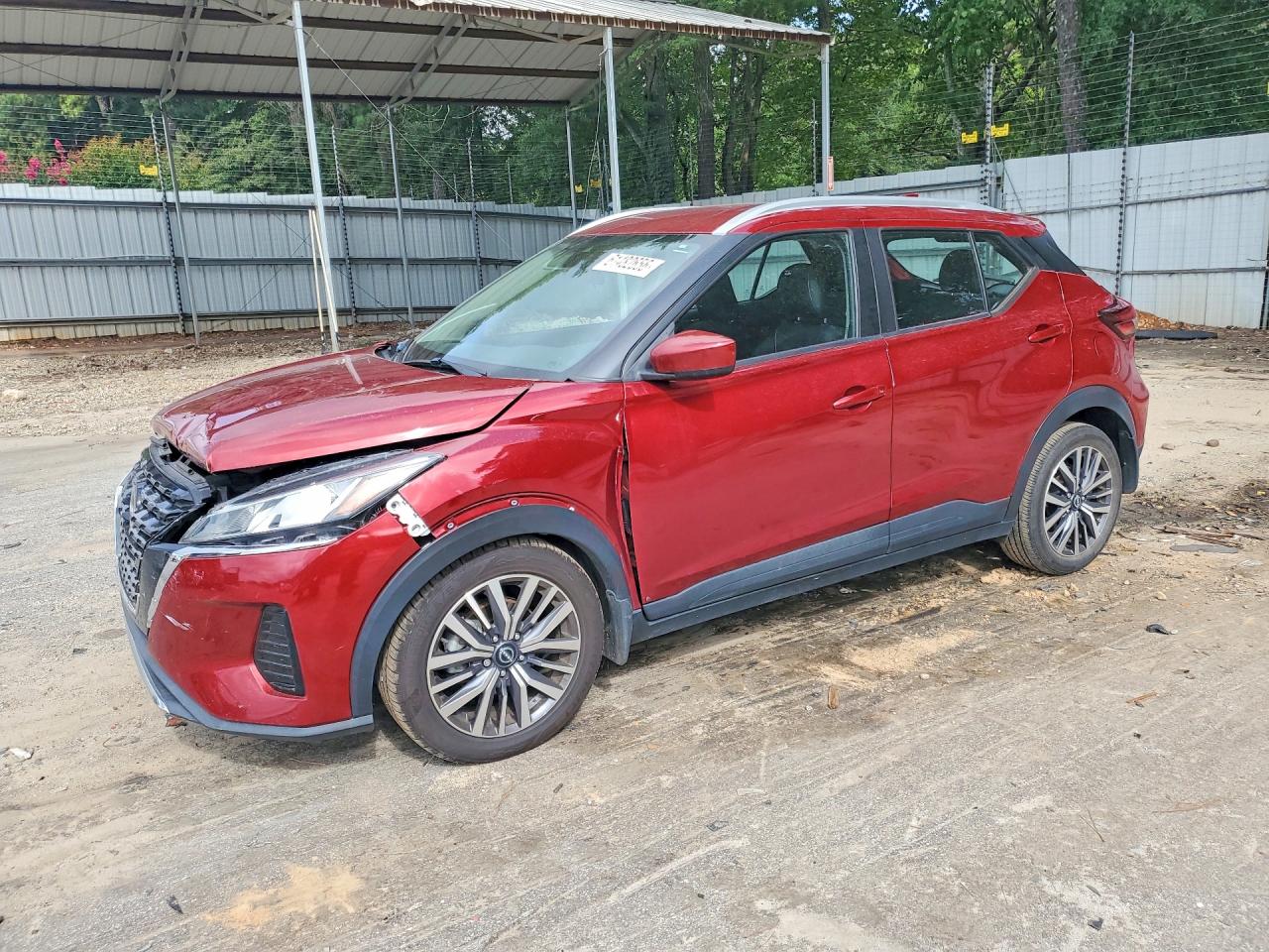 2022 Nissan Kicks SV, VIN 3N1CP5CV1NL501327 — Front end