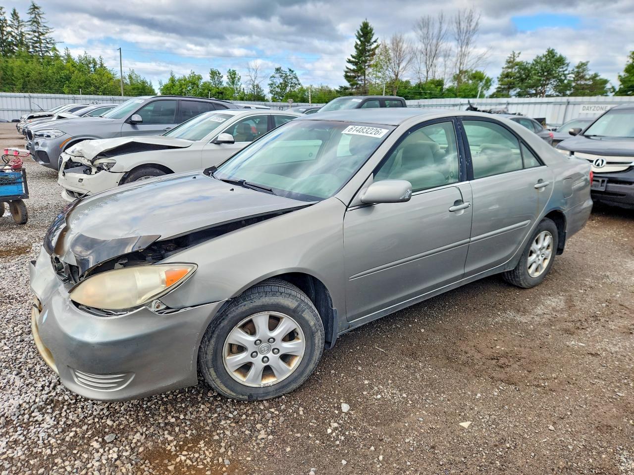 2005 Toyota Camry XLE, VIN 4T1BF32K15U605860 — Front end