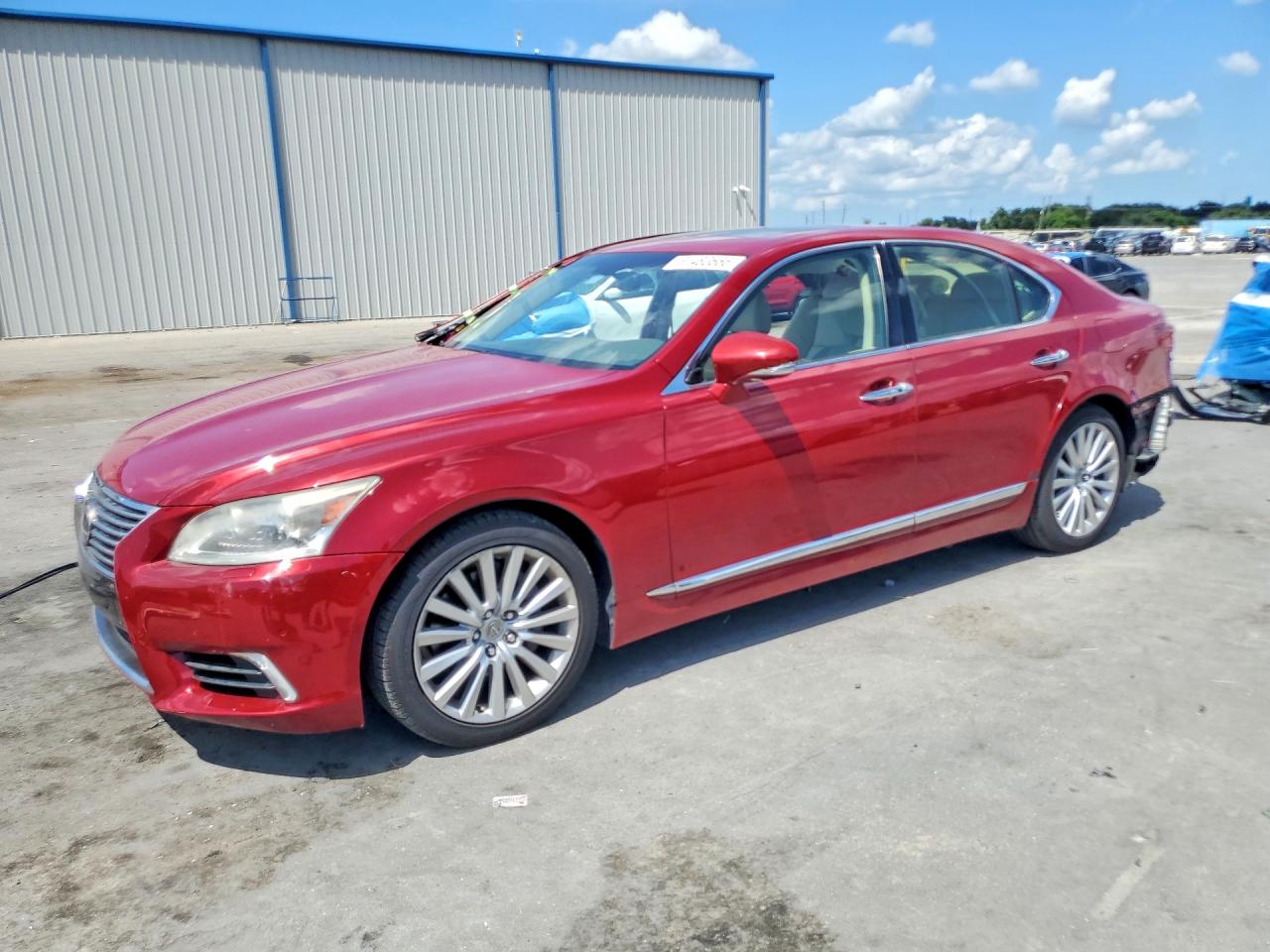 2013 Lexus LS 460, VIN JTHBL5EFXD5118042 — Side