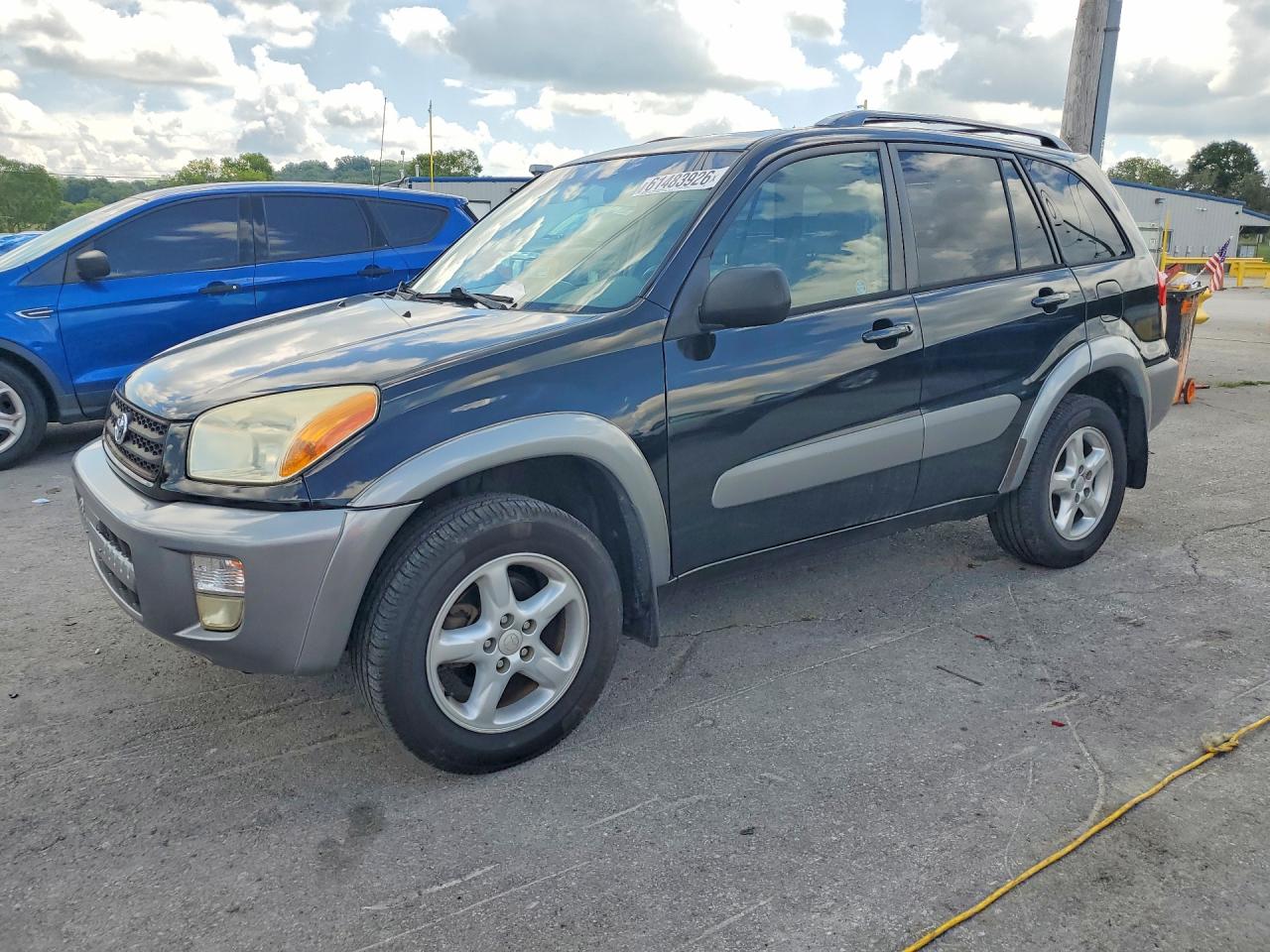 2001 Toyota RAV4, VIN JTEHH20VX10063686 — Minor dents and scratches