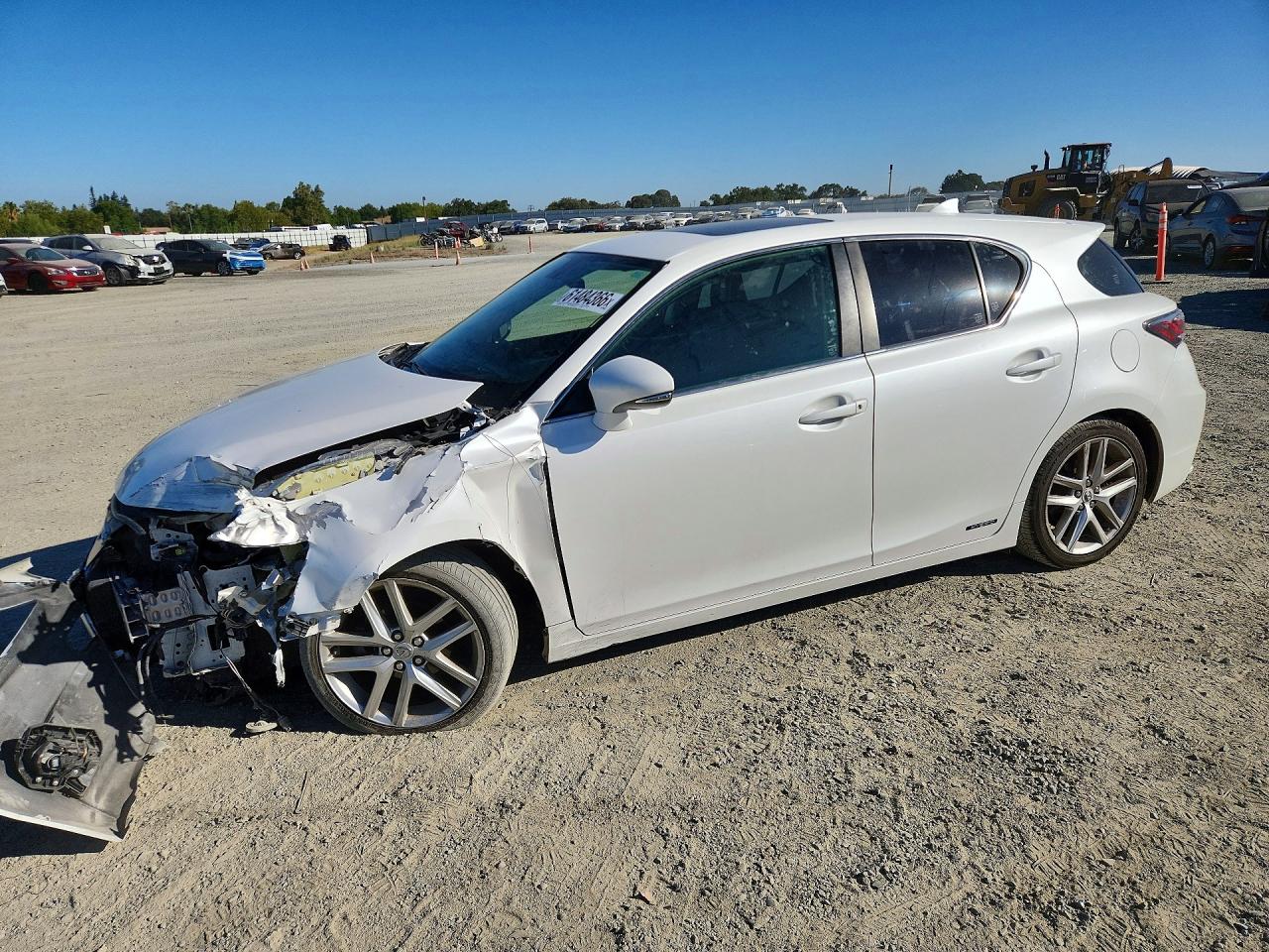 2014 Lexus CT 200h, VIN JTHKD5BH6E2208777 — Front end