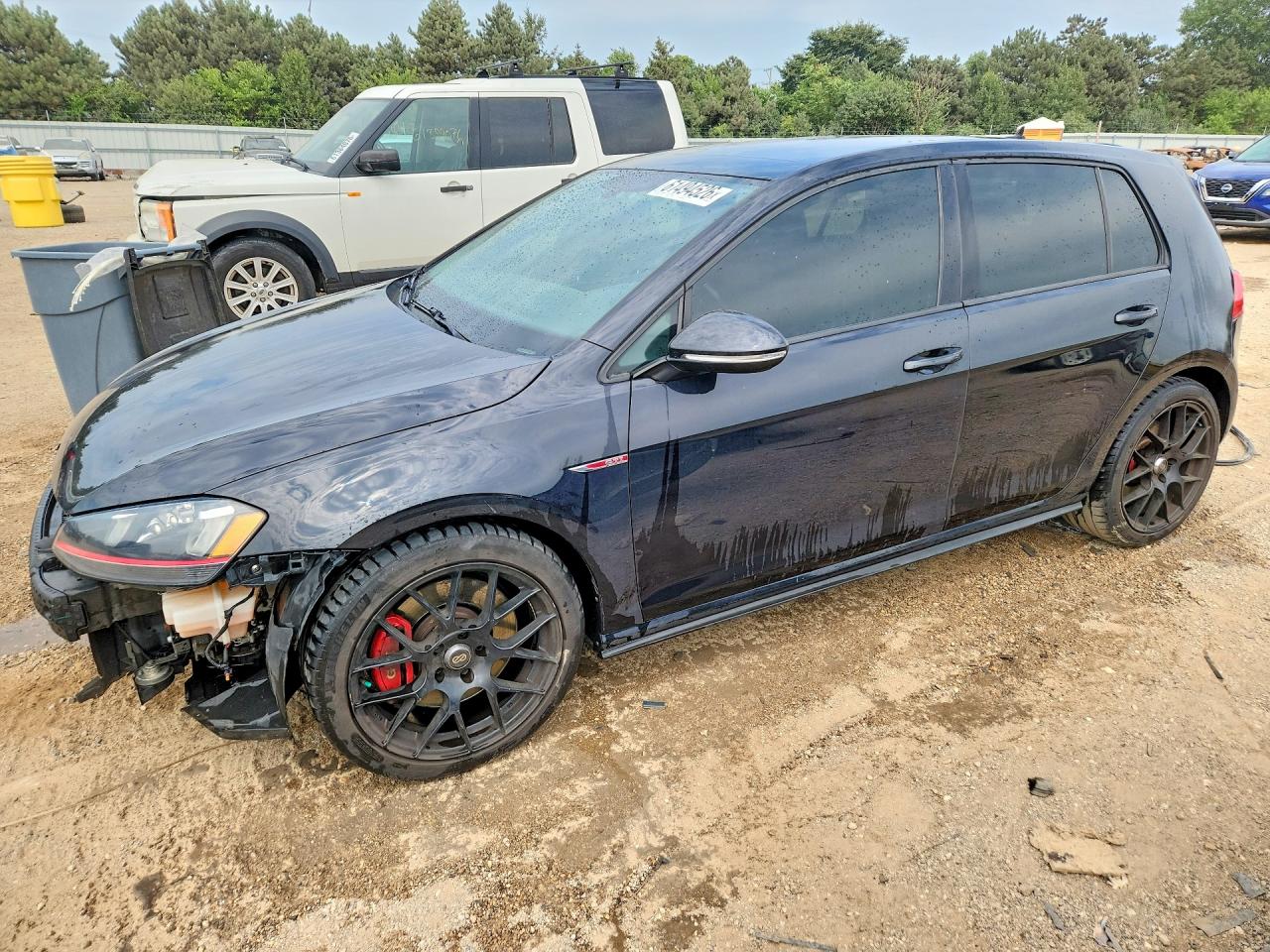 2017 Volkswagen Golf GTI S, VIN 3VW447AU7HM062789 — Front end