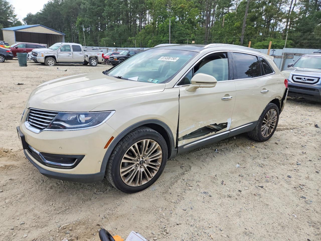 2018 Lincoln MKX Reserve, VIN 2LMPJ8LR3JBL40179 — Side