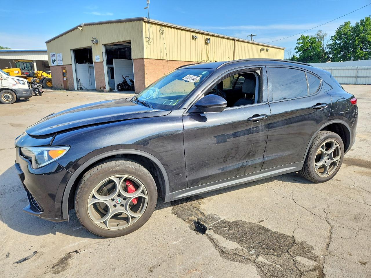2018 Alfa Romeo Stelvio Sport, VIN ZASFAKPN5J7B59262 — Front end