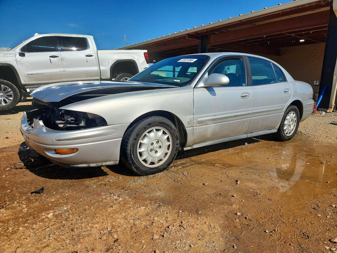 2002 Buick LeSabre Limited, VIN 1G4HR54K42U145745 — Front end
