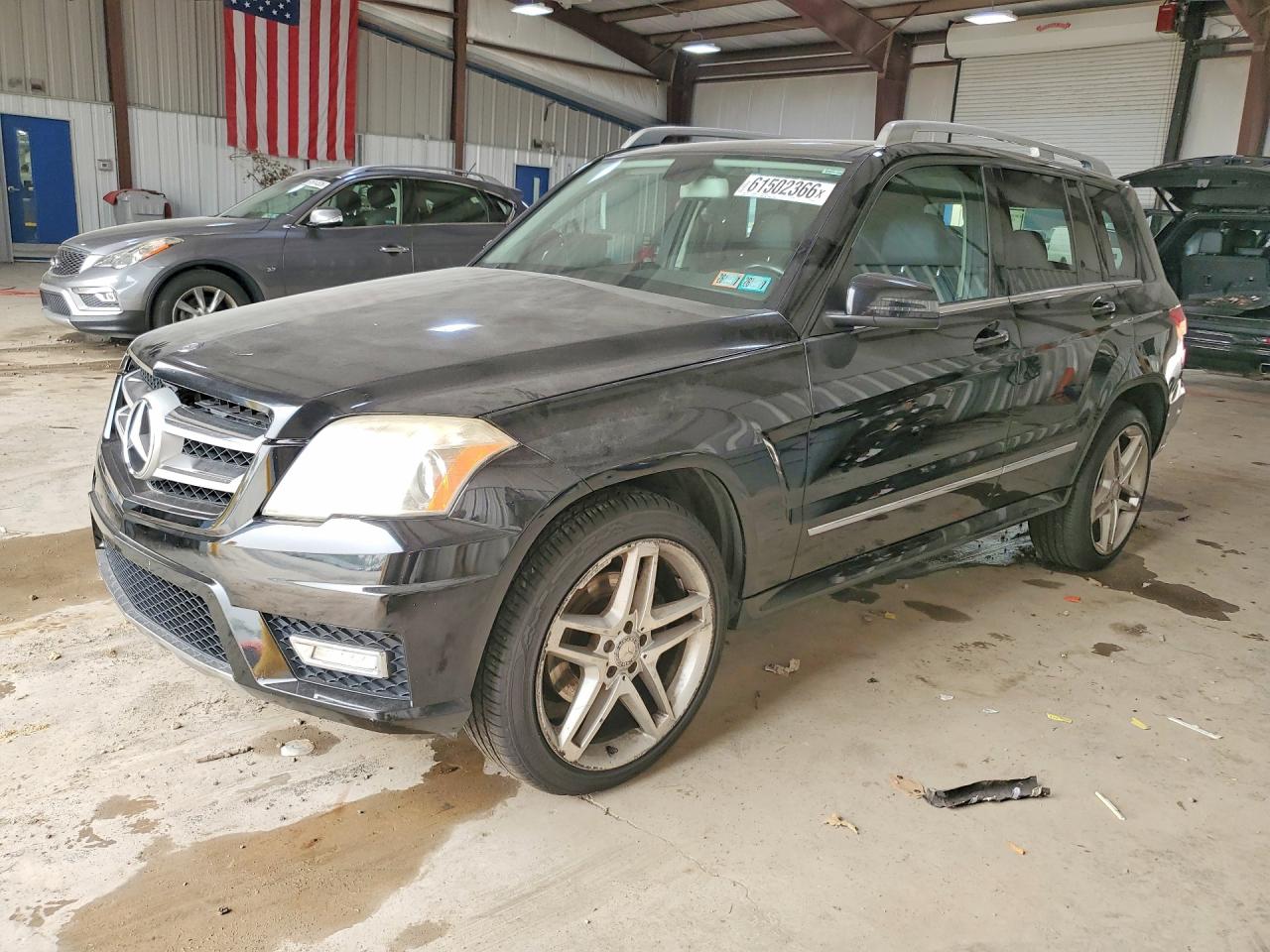 2011 Mercedes-Benz GLK 350, VIN WDCGG8HB9BF686872 — Front end