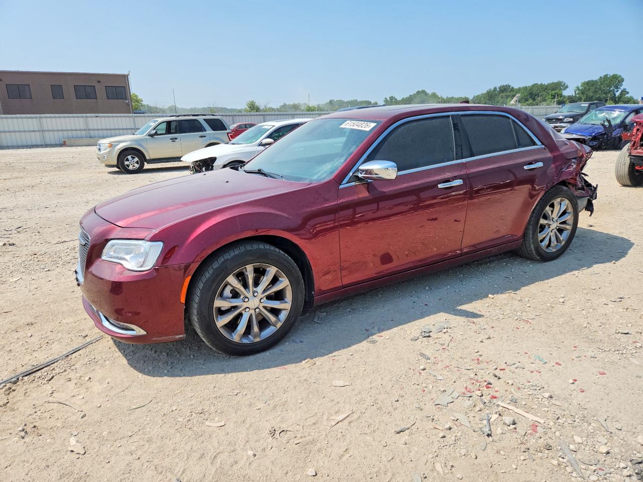 2019 Chrysler 300 Limited, VIN 2C3CCAKG5KH591028 — Rear end