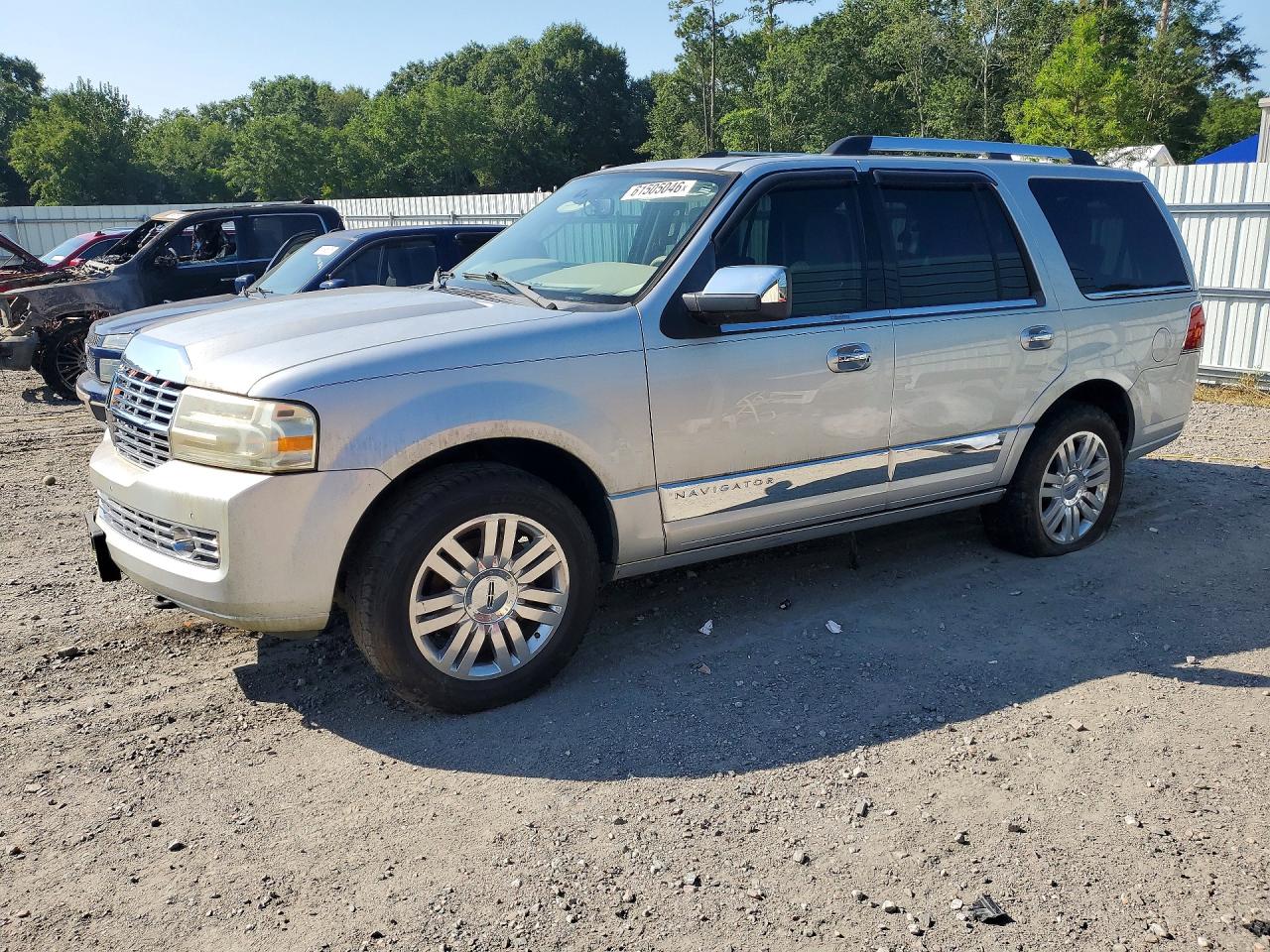 2011 Lincoln Navigator, VIN 5LMJJ2J51BEJ06284 — Mechanical