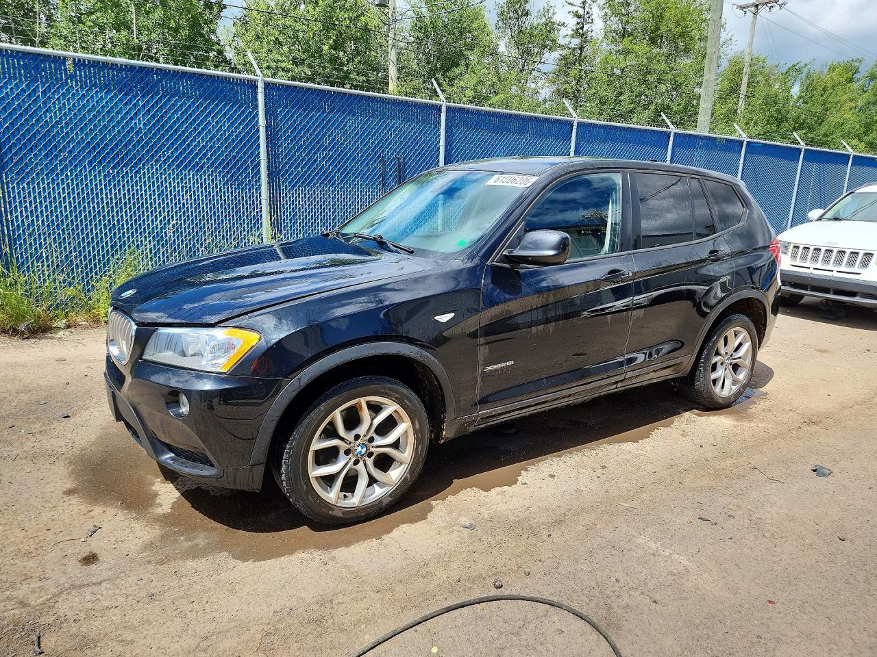 2011 BMW X3 28i, VIN 5UXWX5C58BLW13719 — Minor dents and scratches