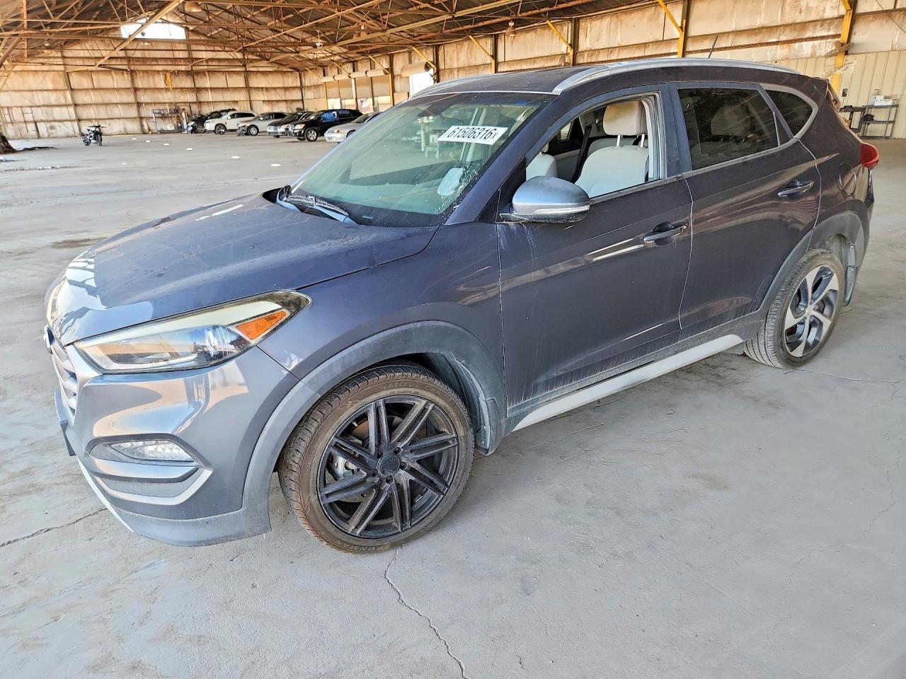 2017 Hyundai Tucson Sport, VIN KM8J33A24HU524295 — Front end