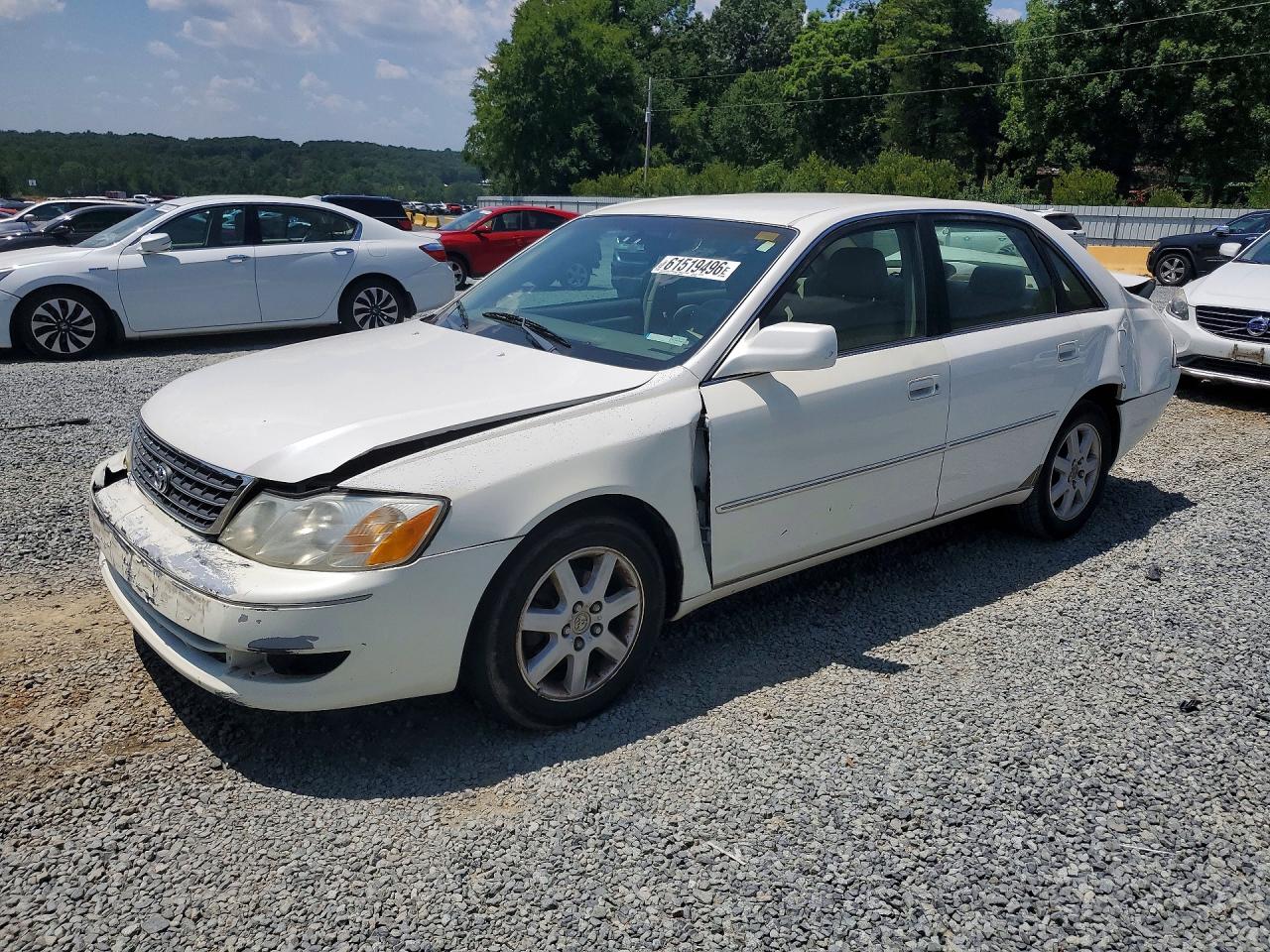 2003 Toyota Avalon XLS, VIN 4T1BF28B53U310033 — Rear end
