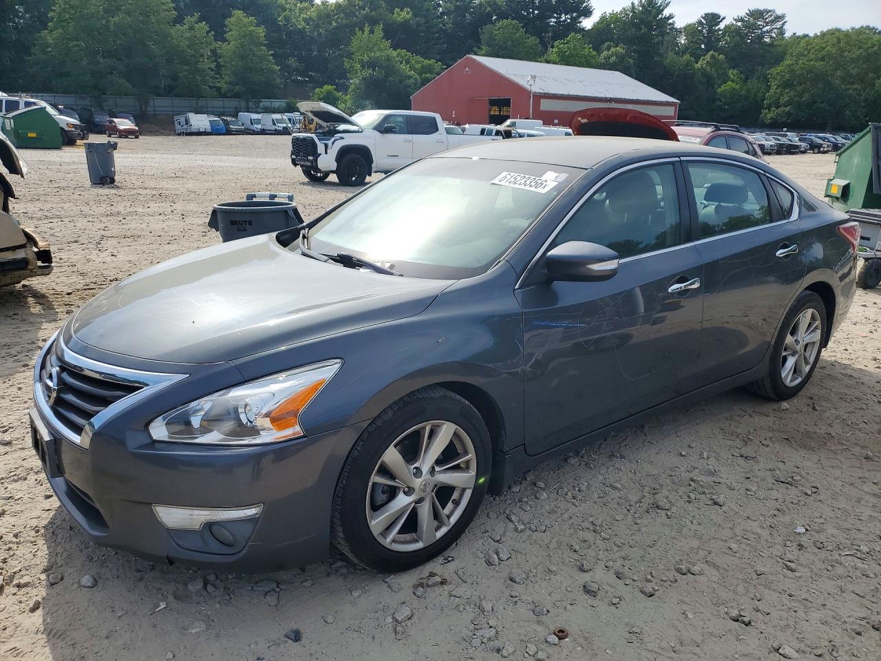 2013 Nissan Altima SV, VIN 1N4AL3AP6DC915745 — Vandalism