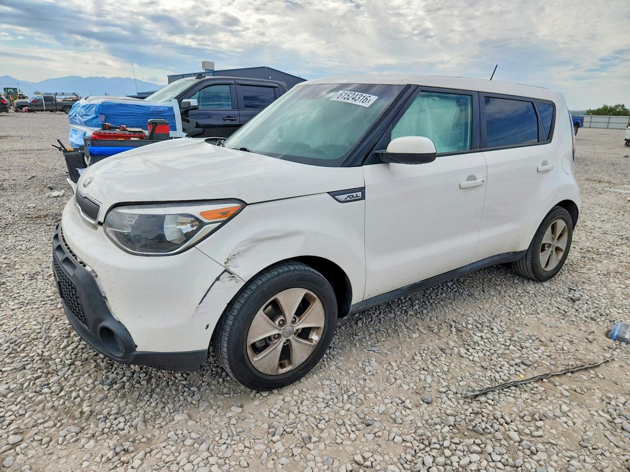 2015 Kia Soul, VIN KNDJN2A2XF7220537 — Front end