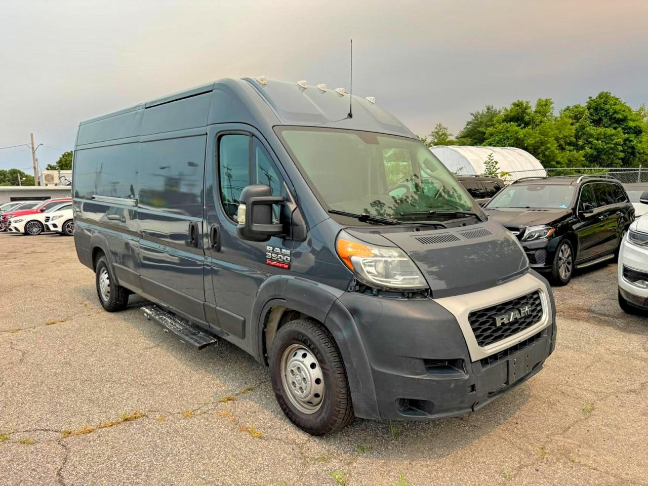 2019 Ram ProMaster Cargo, VIN 3C6URVJG4KE564669 — Normal wear