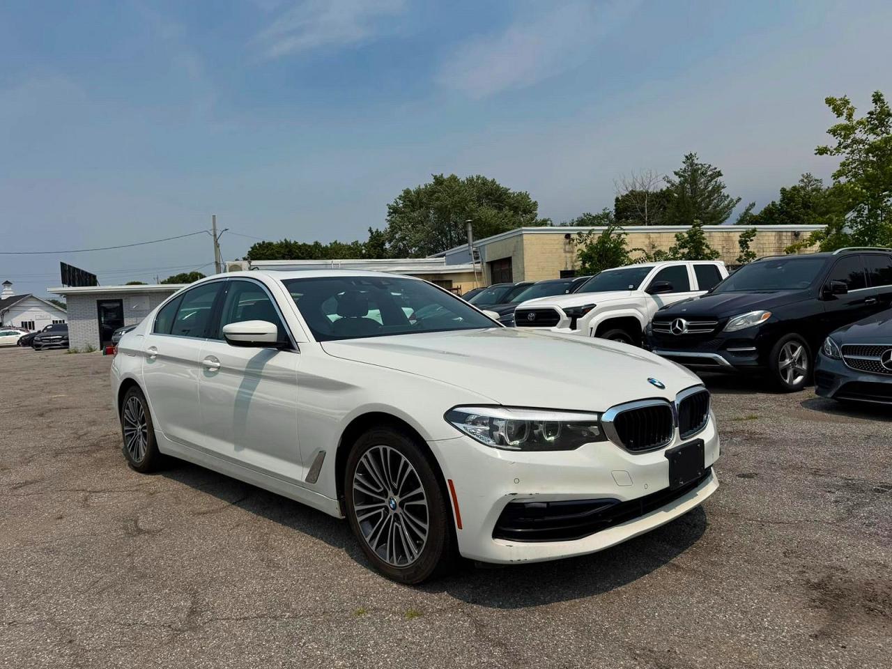 2020 BMW 5 Series 530i xDrive, VIN WBAJR7C07LCD10180 — Фото с аукциона