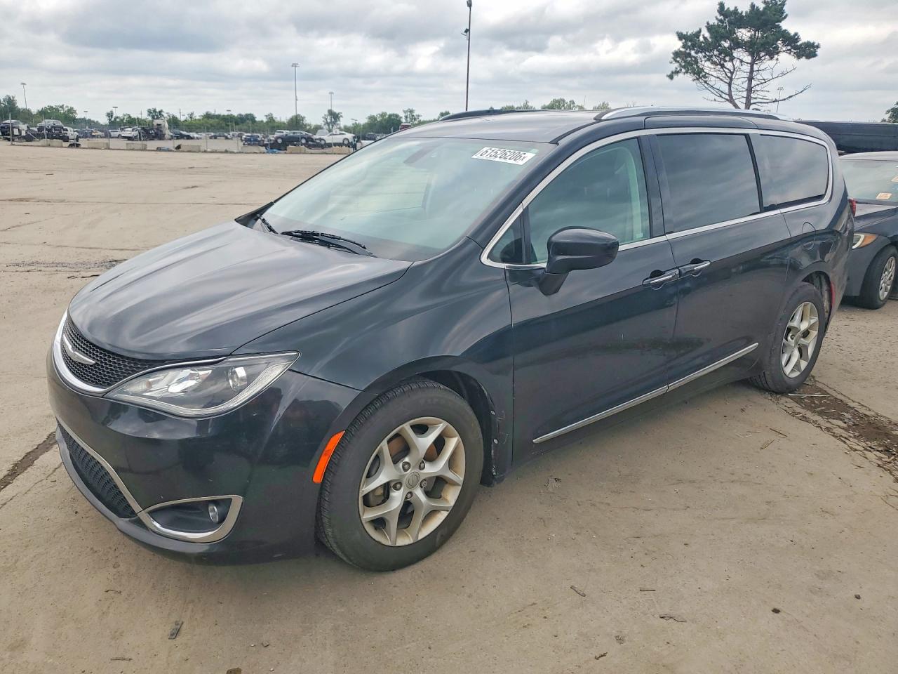2017 Chrysler Pacifica Touring L Plus, VIN 2C4RC1EG3HR669603 — Rear end