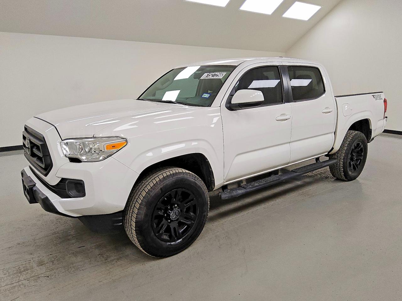 2021 Toyota Tacoma SR, VIN 3TYAX5GN7MT033454 — Minor dents and scratches