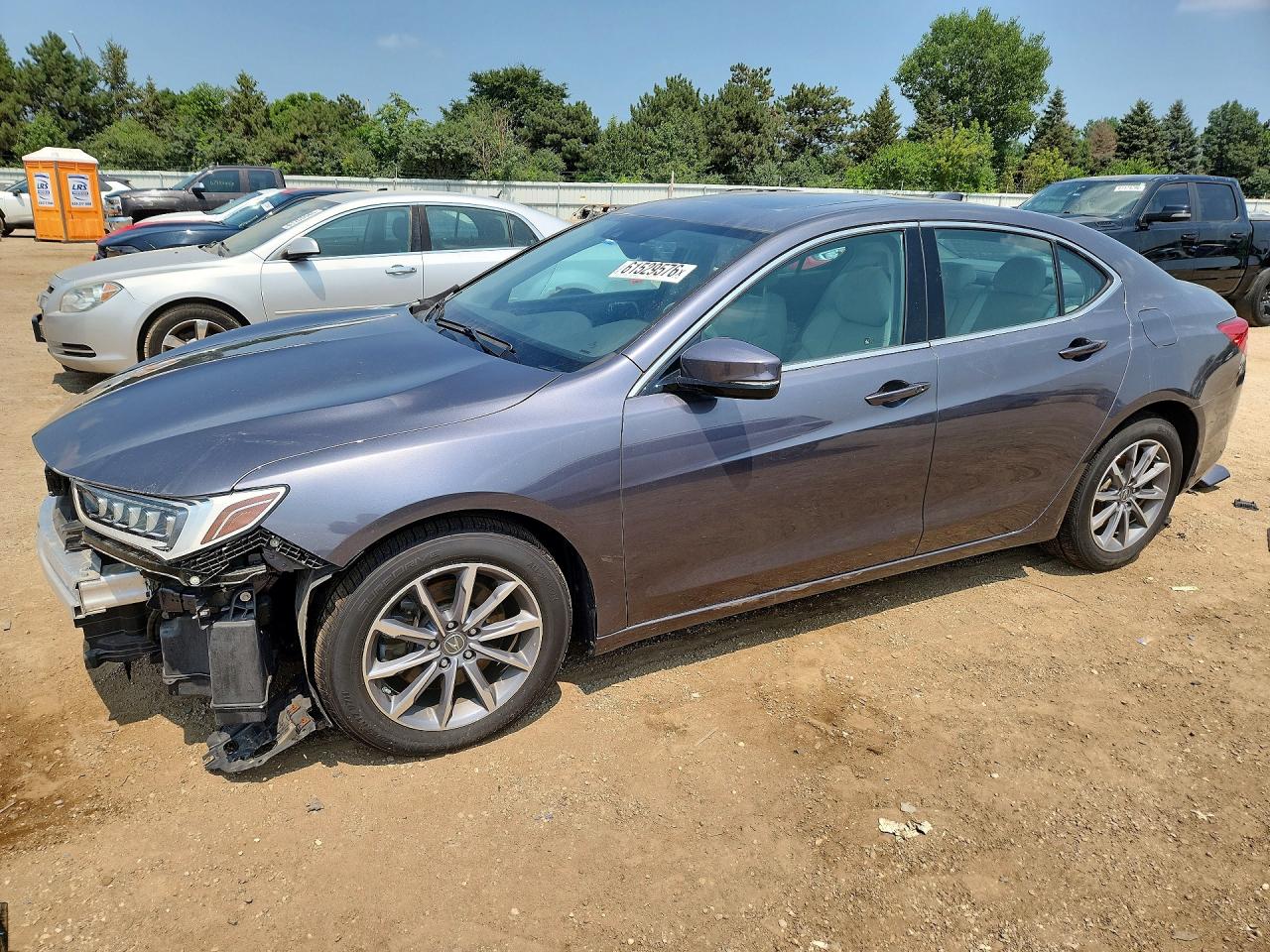 2018 Acura TLX Technology, VIN 19UUB1F56JA009478 — Перед