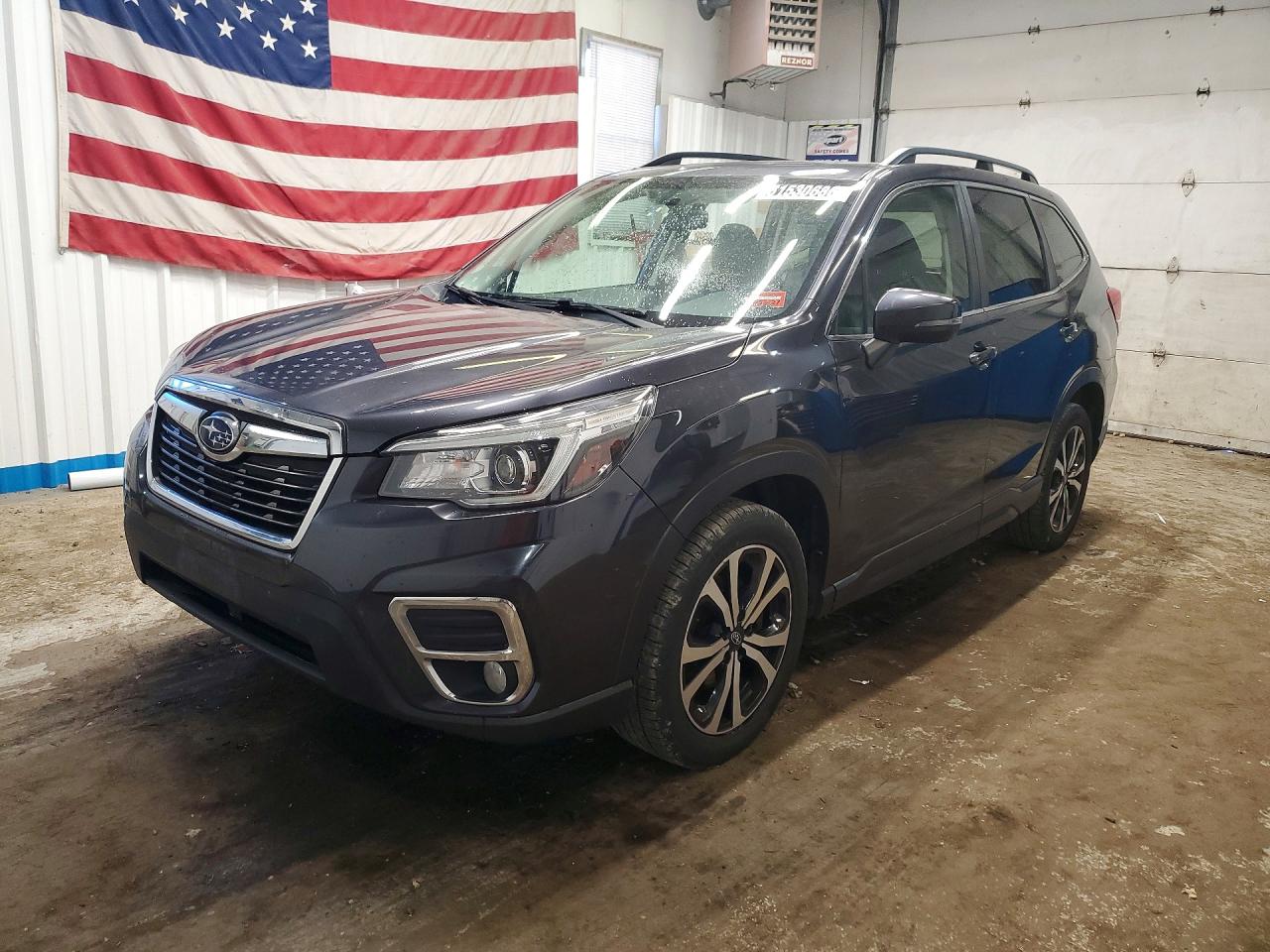2019 Subaru Forester Limited, VIN JF2SKASC2KH483156 — Бок