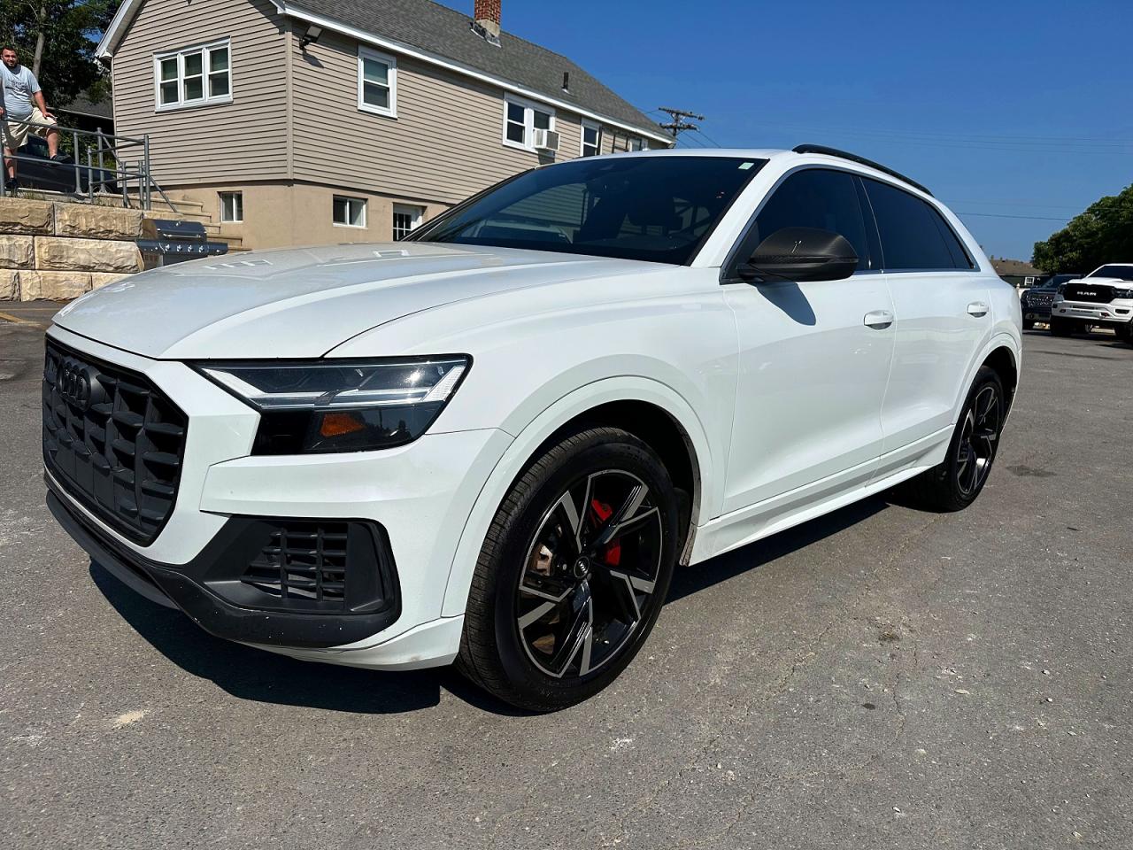 2019 Audi Q8 Premium, VIN WA1AVAF14KD019524 — Minor dents and scratches