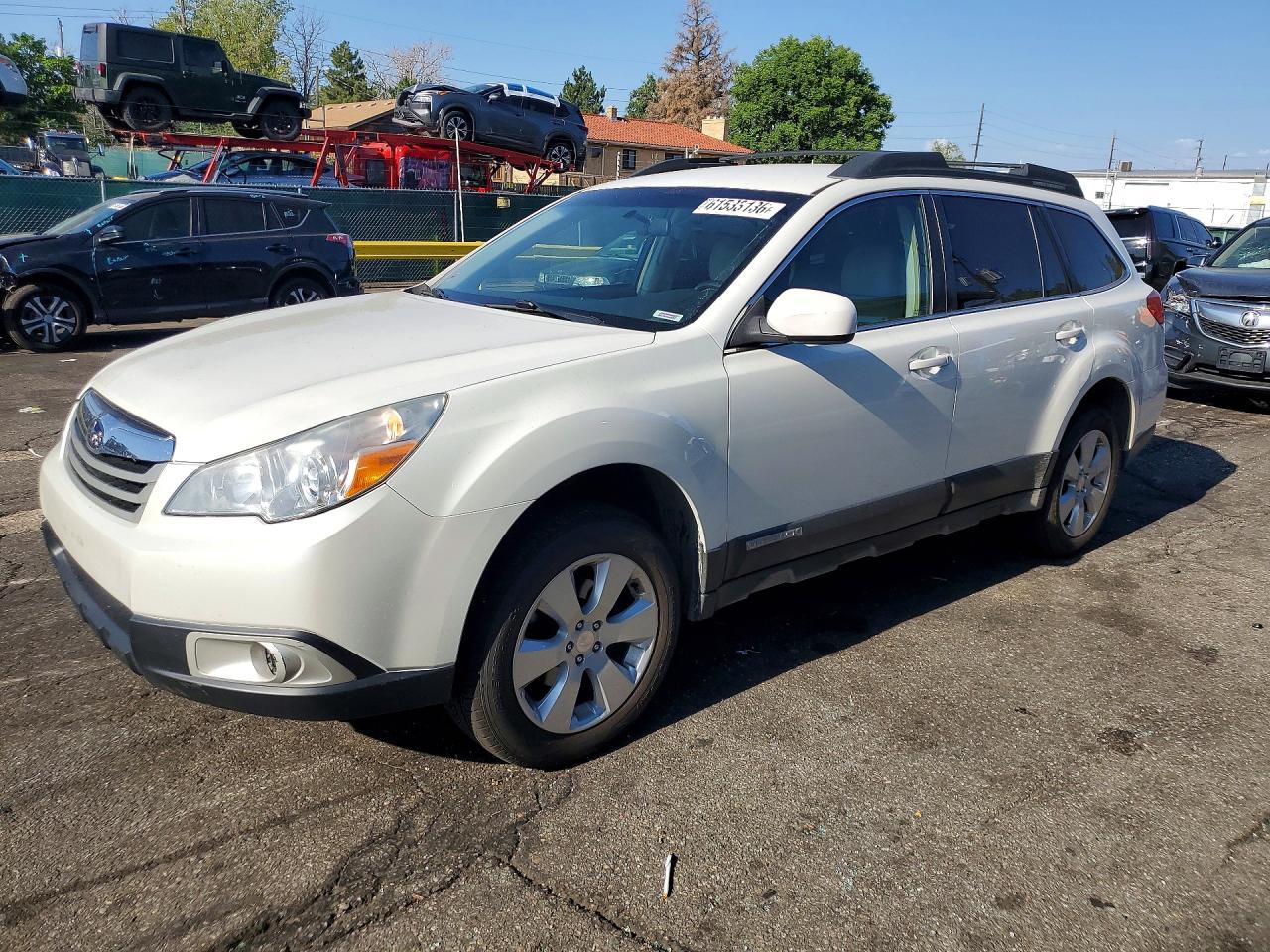 2012 Subaru Outback Prem, VIN 4S4BRCCC7C3301188 — Front end