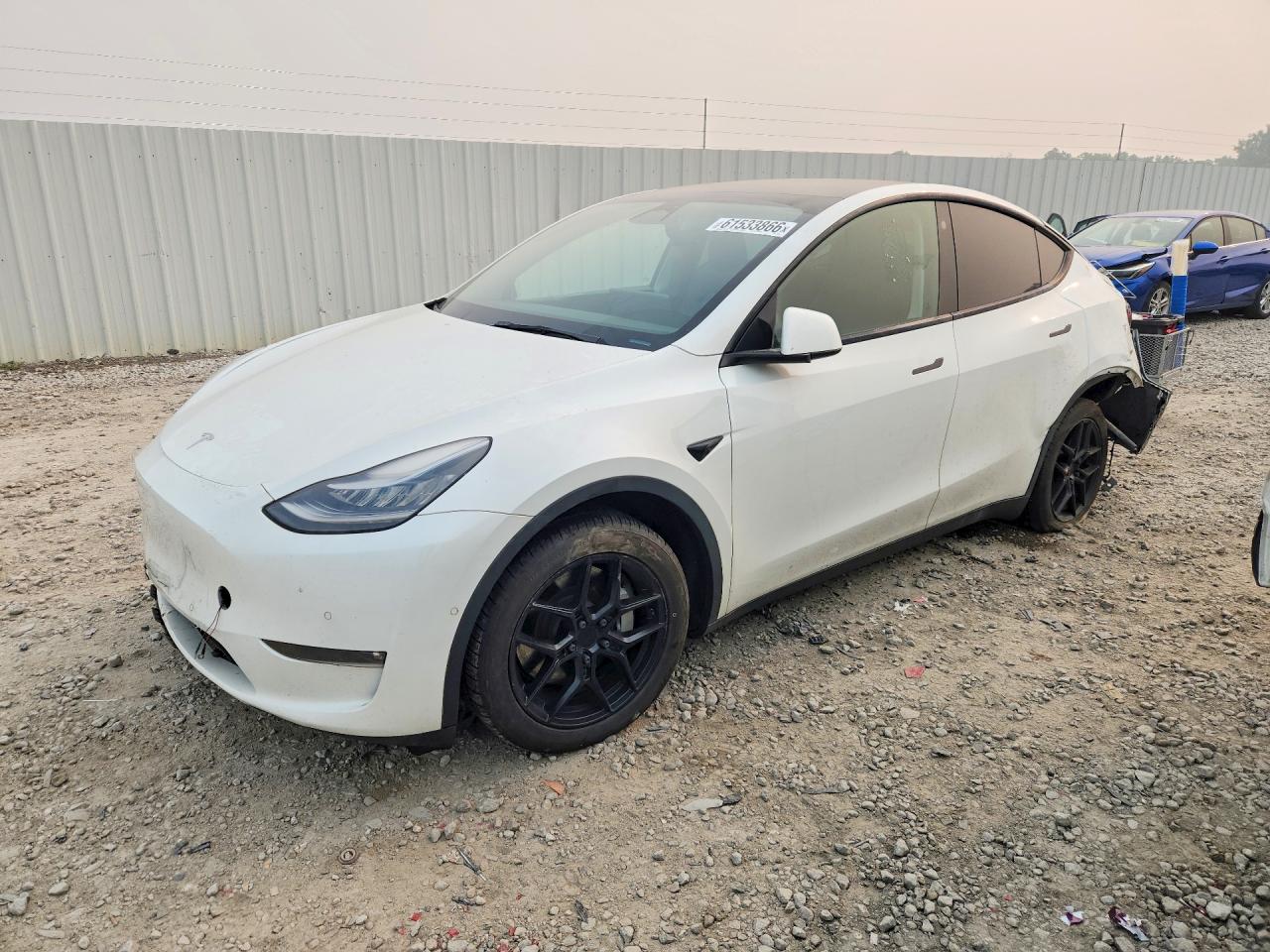 2021 Tesla Model Y Long Range, VIN 5YJYGDEE8MF210976 — Rear end