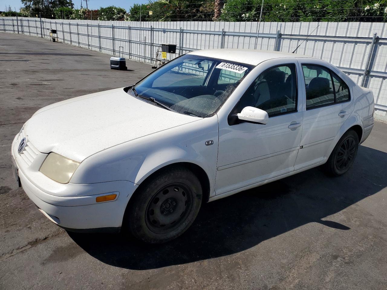 2002 Volkswagen Jetta GLS, VIN 3VWSK69M22M039858 — Side