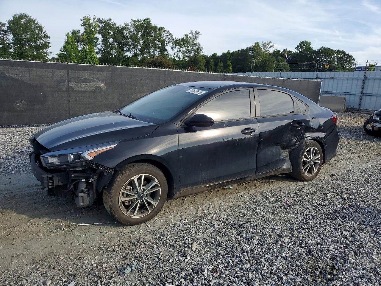 2023 Kia Forte LXS, VIN 3KPF24AD3PE638659 — Front end