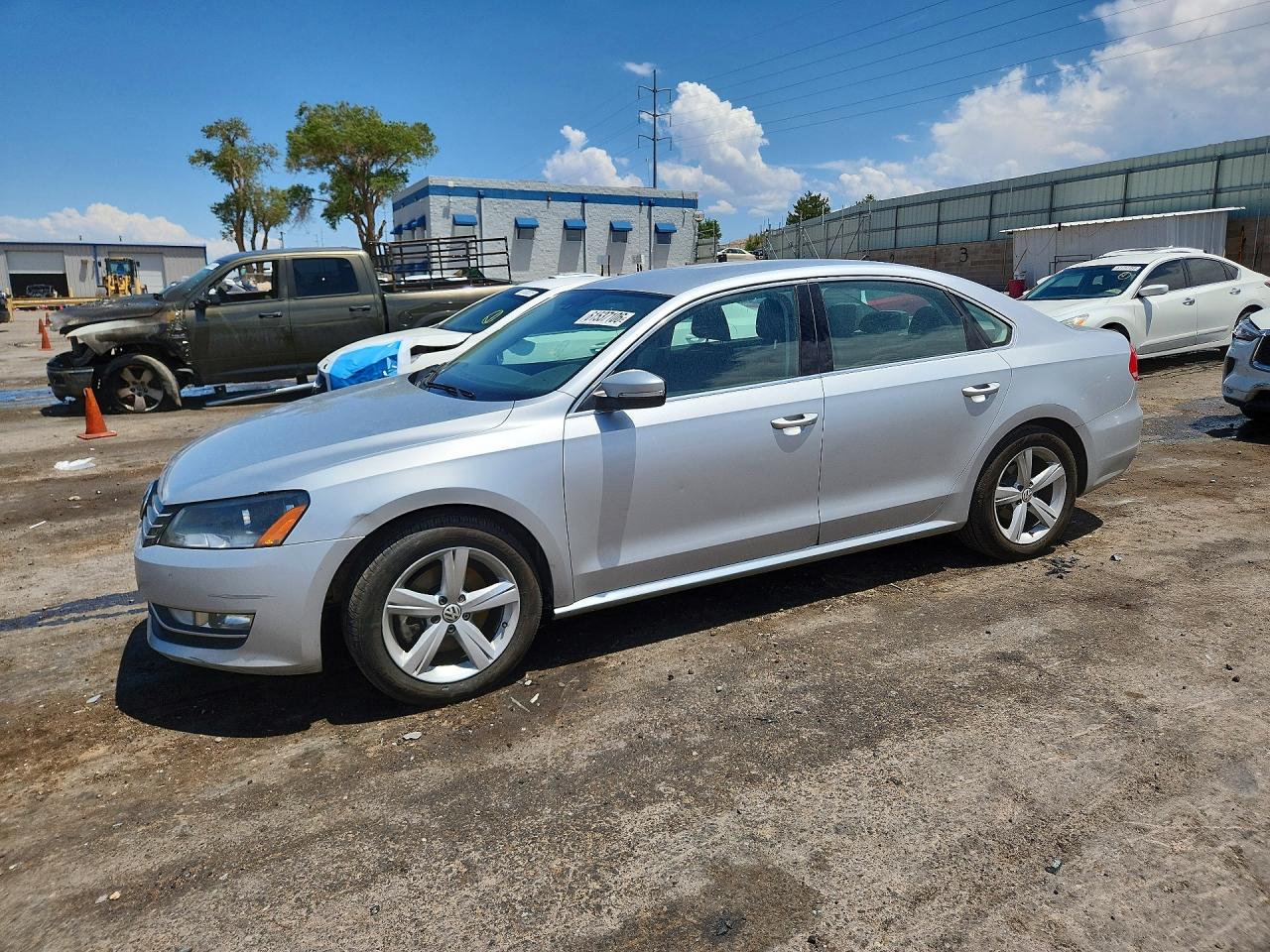 2015 Volkswagen Passat S, VIN 1VWAS7A39FC090785 — Minor dents and scratches