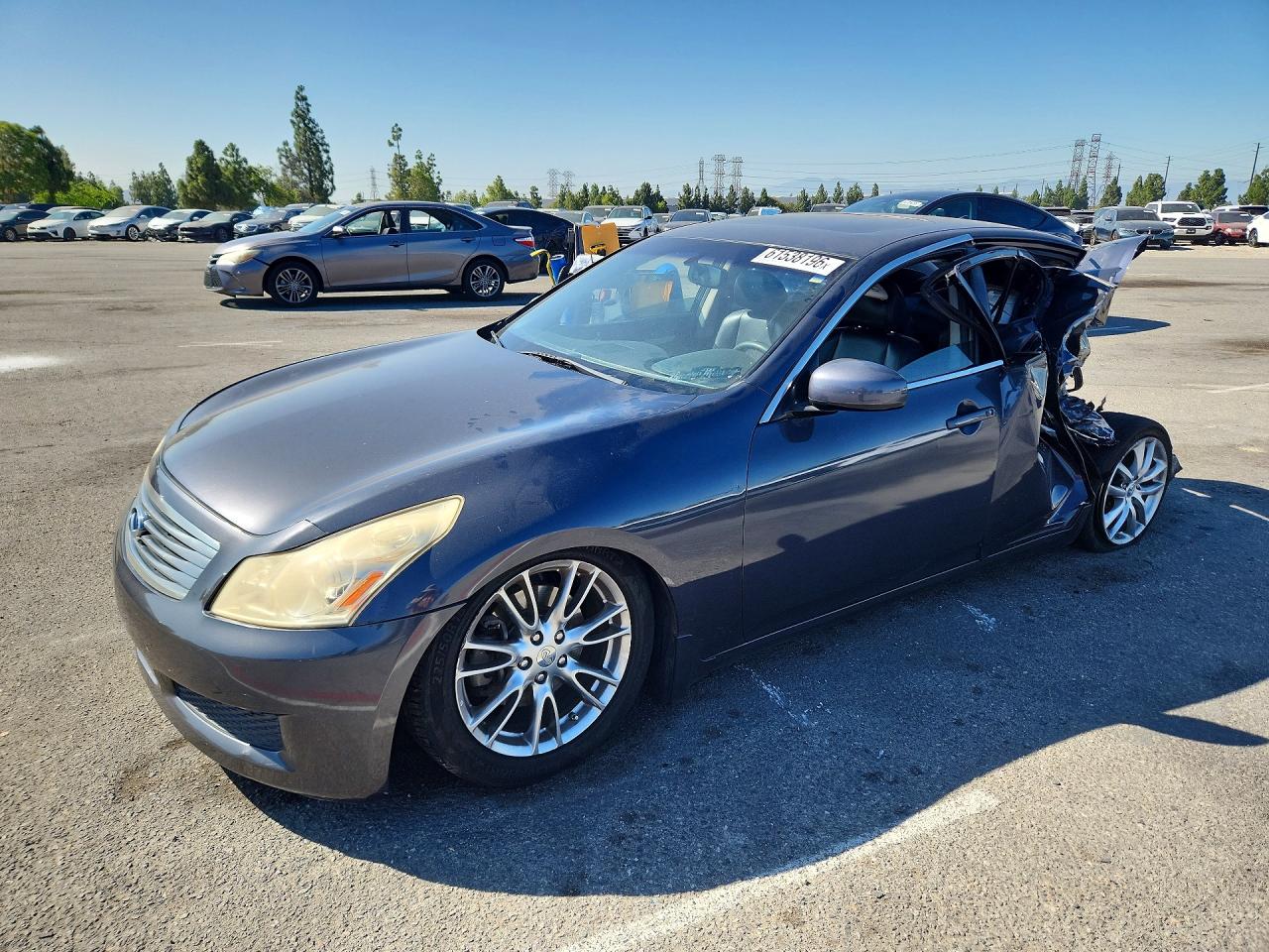 2007 Infiniti G35 Journey, VIN JNKBV61E47M724590 — Rear end