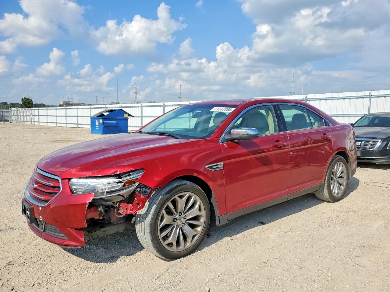 2013 Ford Taurus Limited, VIN 1FAHP2F81DG131254 — Front end