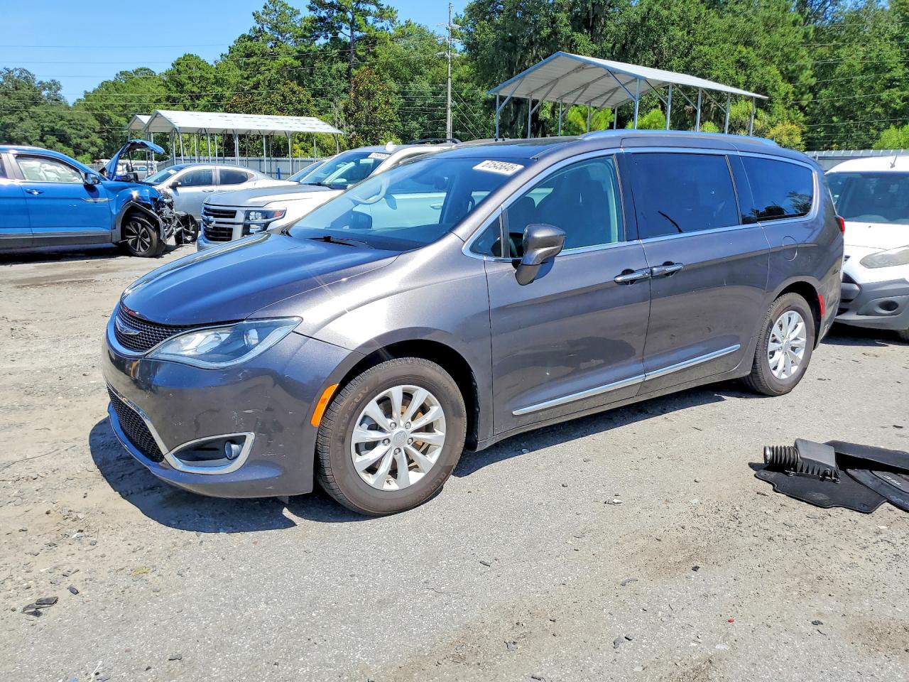 2018 Chrysler Pacifica Touring L, VIN 2C4RC1BG3JR277358 — Water / flood