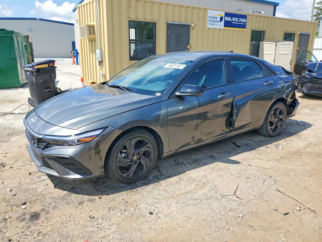 2026 Hyundai Elantra SEL Sport, VIN KMHLM4DG8TU187755 — Rear end