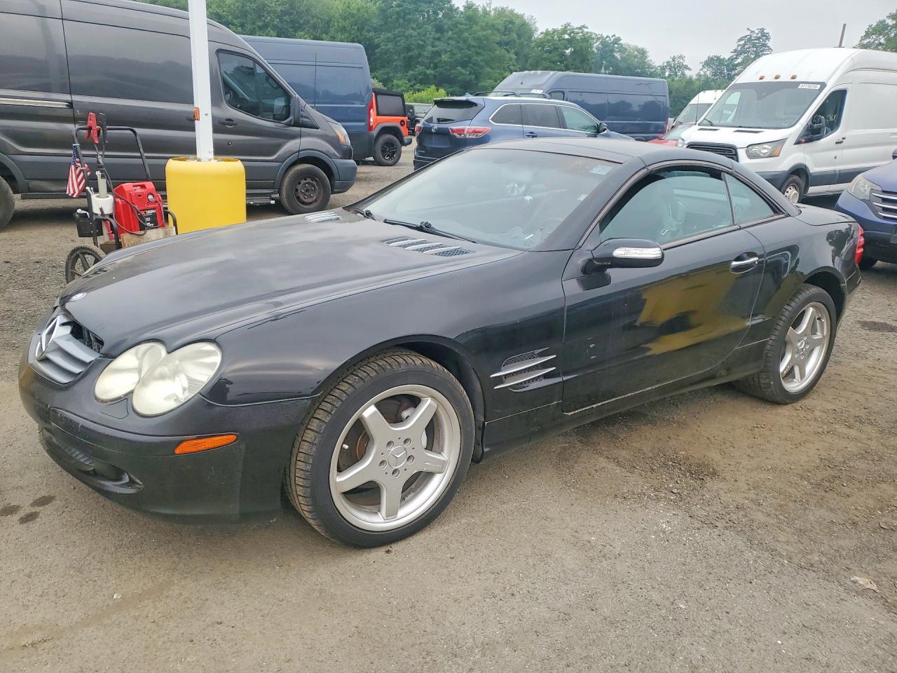 2004 Mercedes-Benz SL 500, VIN WDBSK75FX4F066940 — Minor dents and scratches