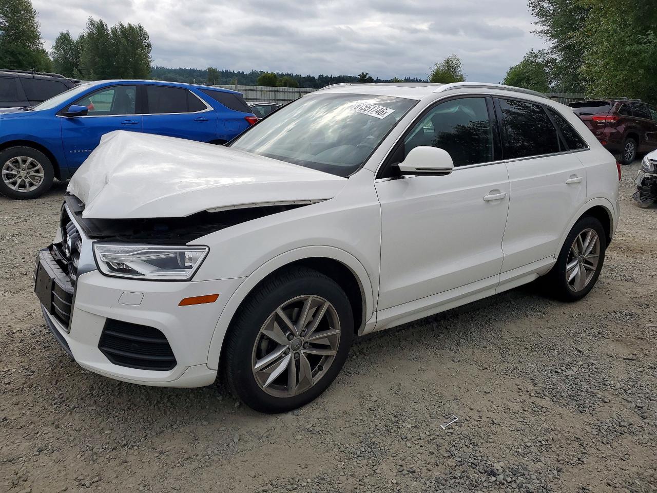 2016 Audi Q3 Premium Plus, VIN WA1EFCFS2GR004386 — Front end