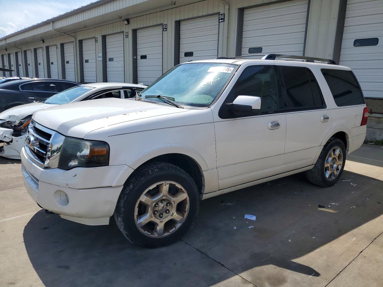 2013 Ford Expedition Limited, VIN 1FMJU2A52DEF36466 — Partial repair