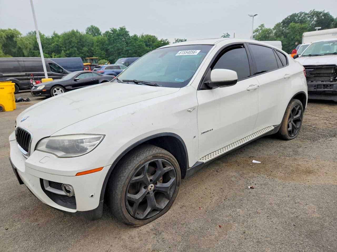 2014 BMW X6 xDrive35i, VIN 5UXFG2C59E0C43338 — Перед