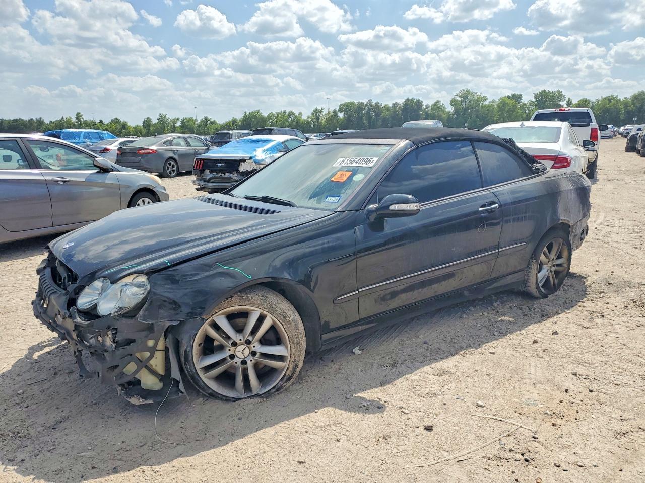 2006 Mercedes-Benz CLK 350, VIN WDBTK56JX6F169371 — Пожар