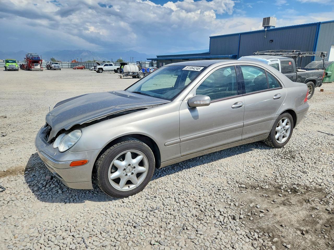 2003 Mercedes-Benz C 320, VIN WDBRF84J63F379450 — Front end