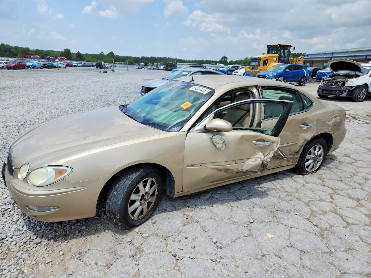 2005 Buick LaCrosse CXL, VIN 2G4WD532151285162 — Бок