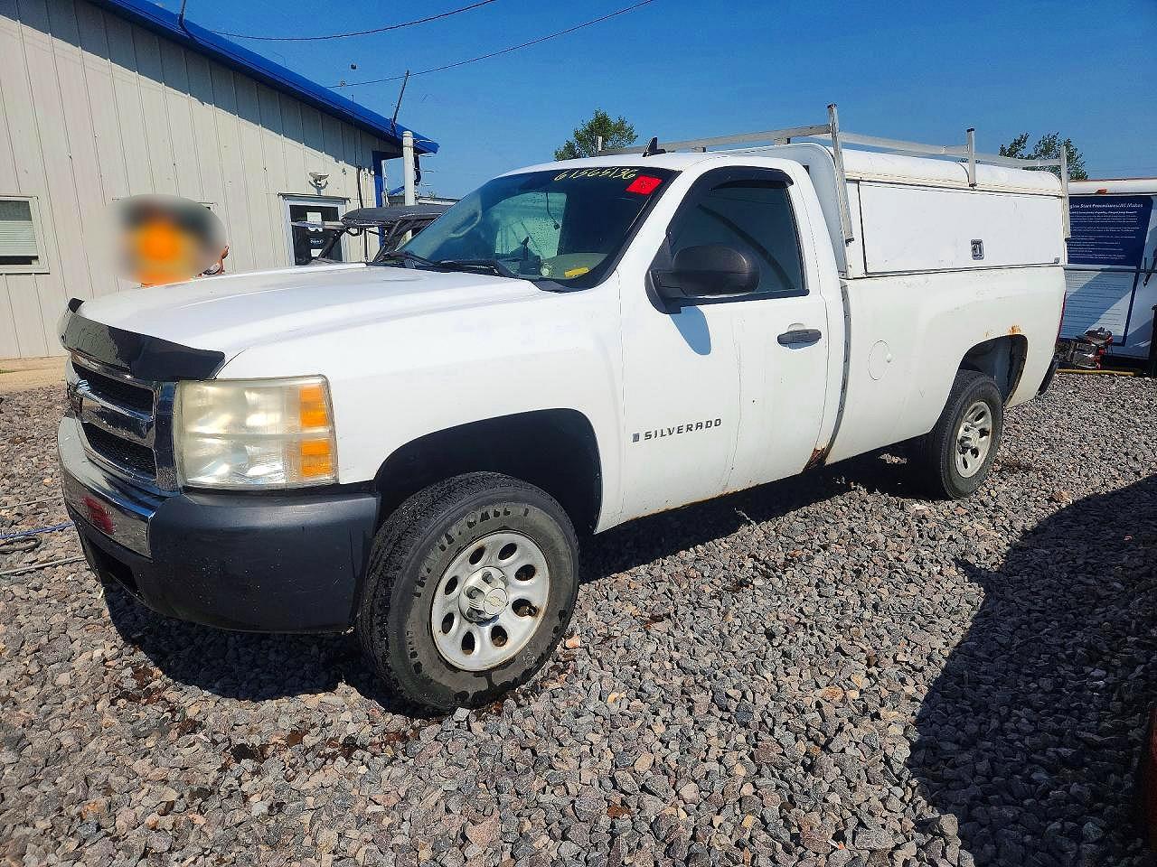 2007 Chevrolet Silverado 1500 Work Truck, VIN 1GCEC14XX7Z639762 — Rear end