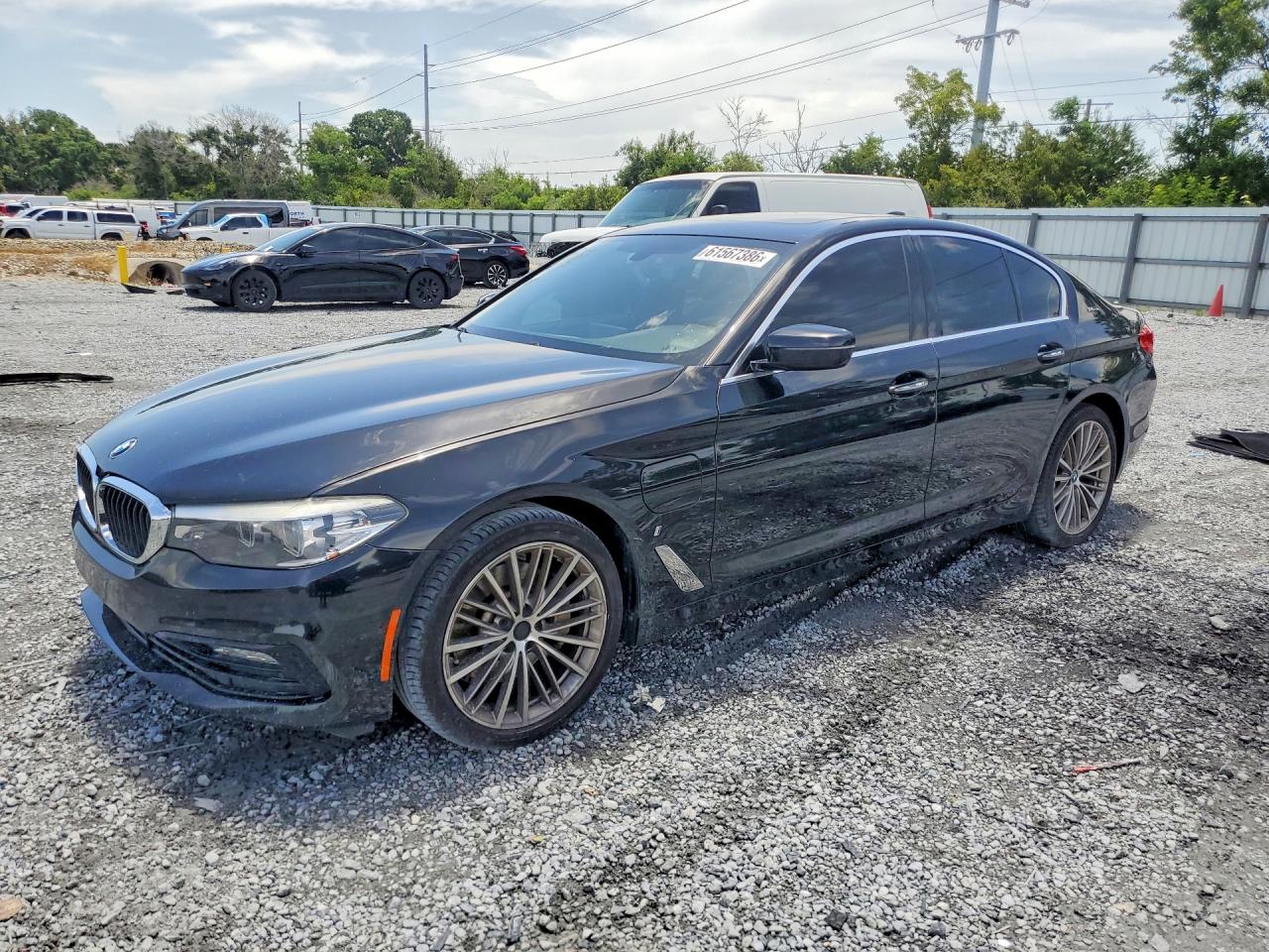 2018 BMW 5 Series 530e, VIN WBAJA9C59JB034373 — Normal wear