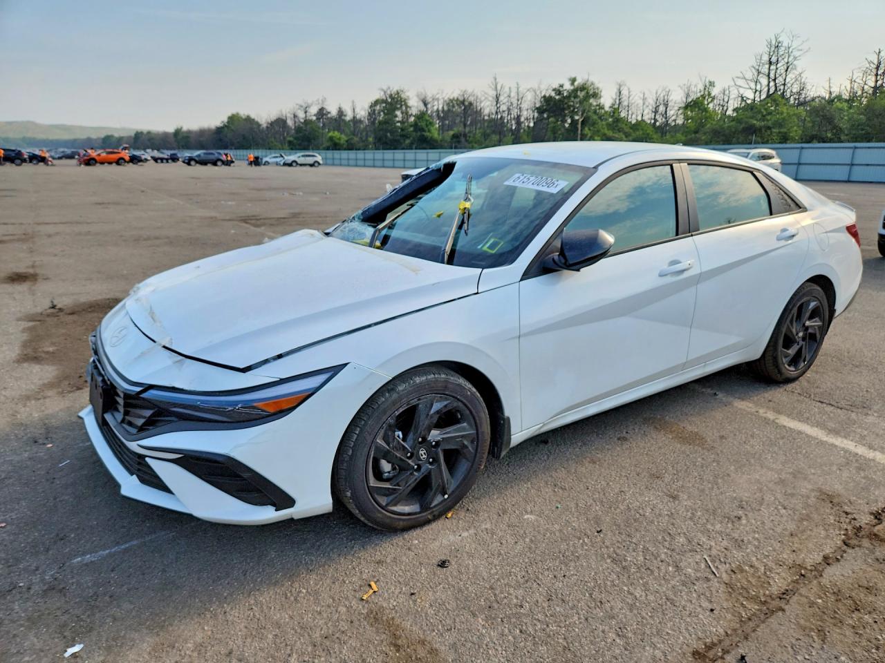 2026 Hyundai Elantra SEL Sport, VIN KMHLM4DG1TU197320 — Roof