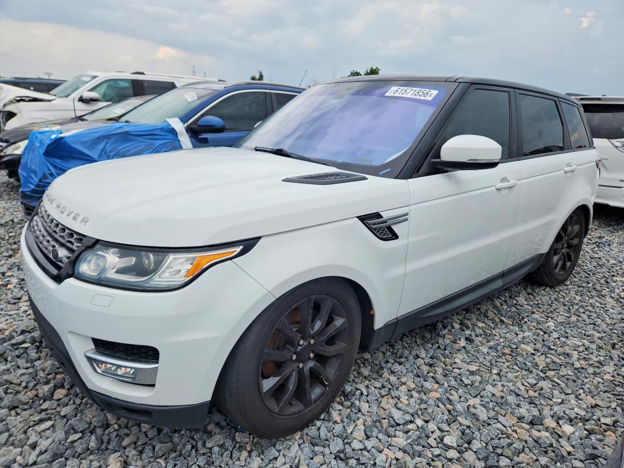 2016 Land Rover Range Rover Sport HSE, VIN SALWR2PF7GA659289 — Minor dents and scratches