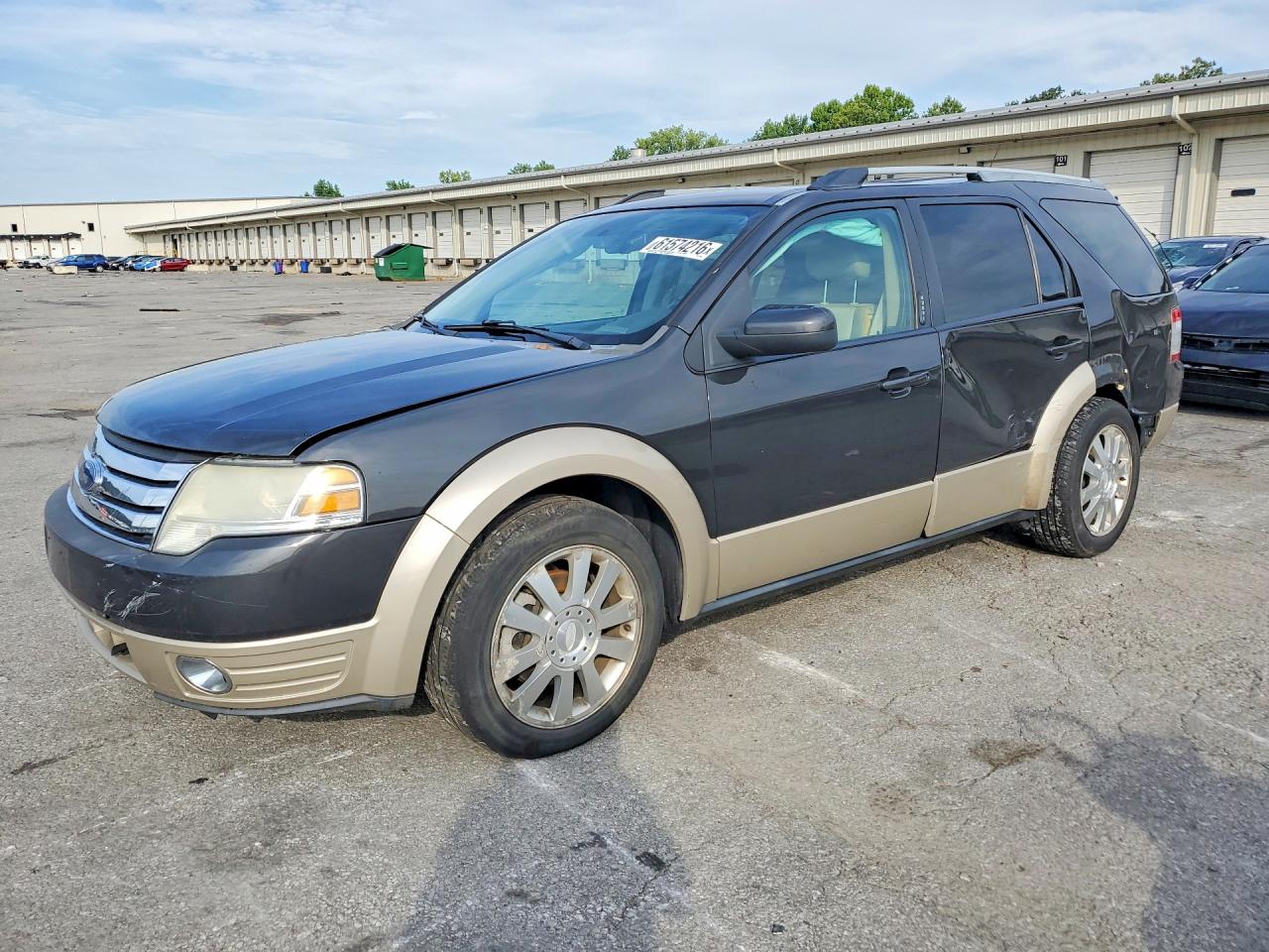 2008 Ford Taurus X Eddie Bauer, VIN 1FMDK08W38GA16728 — Бок