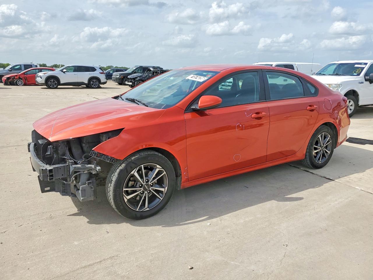 2023 Kia Forte LXS, VIN 3KPF24AD3PE543132 — Front end