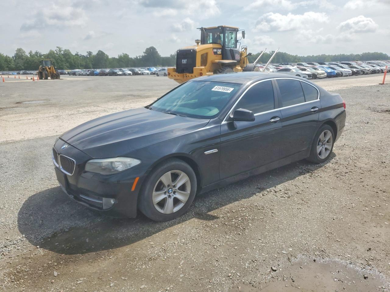 2011 BMW 5 Series 528i, VIN WBAFR1C57BC741239 — Front end