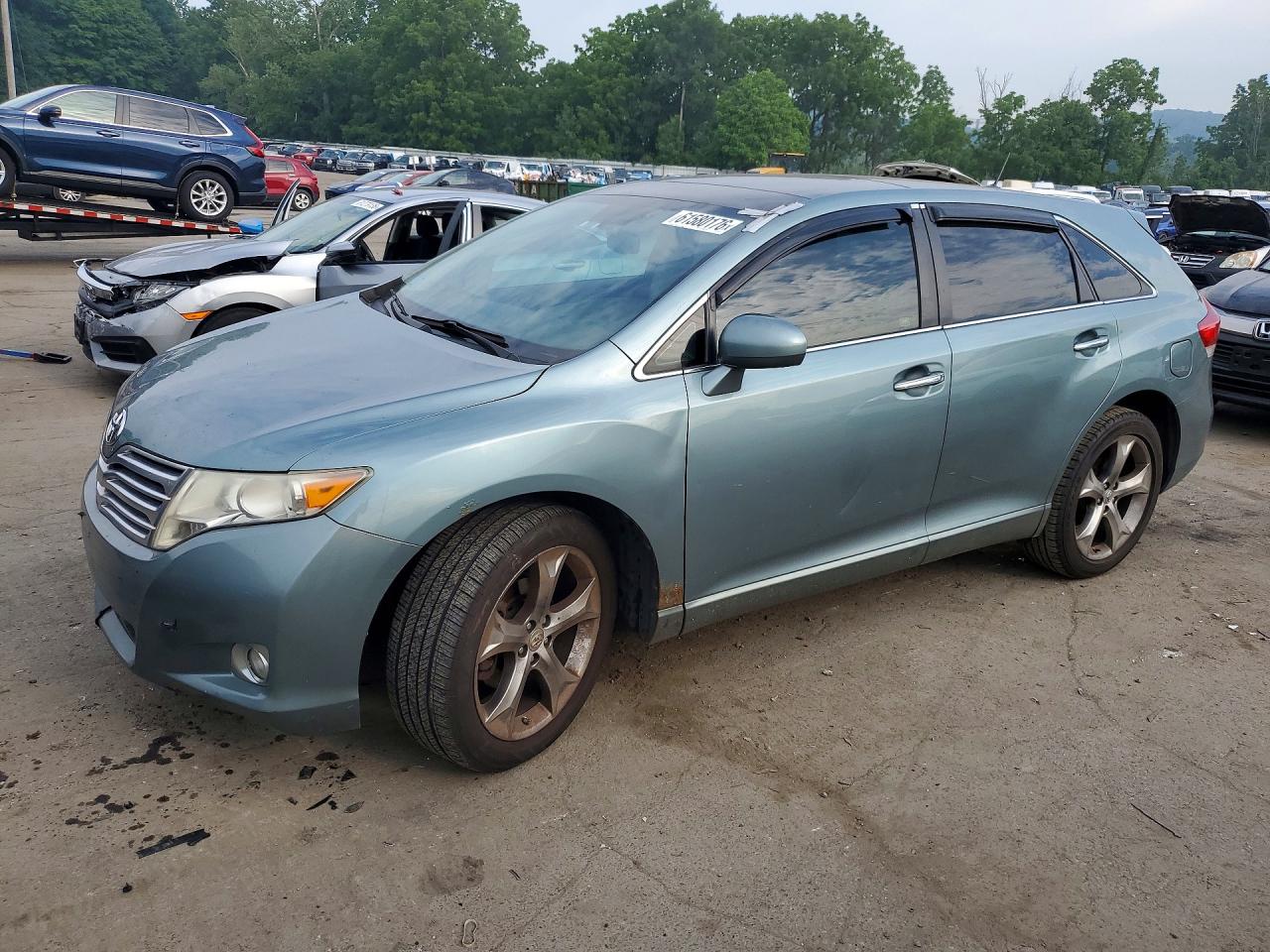 2010 Toyota Venza, VIN 4T3BK3BB8AU031657 — Front end