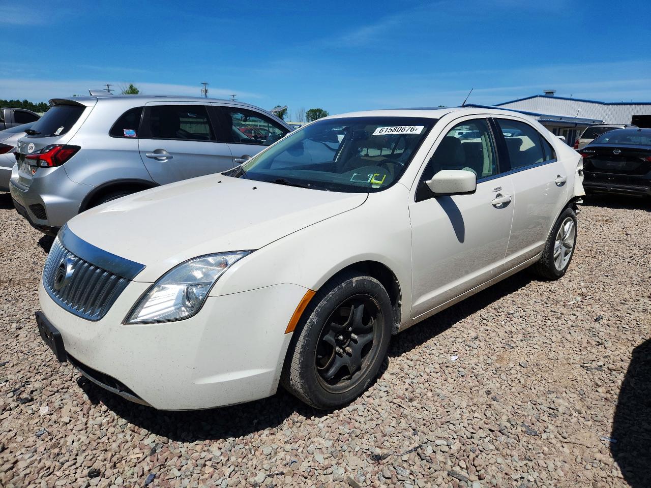 2010 Mercury Milan, VIN 3MEHM0HA4AR665732 — Rear end