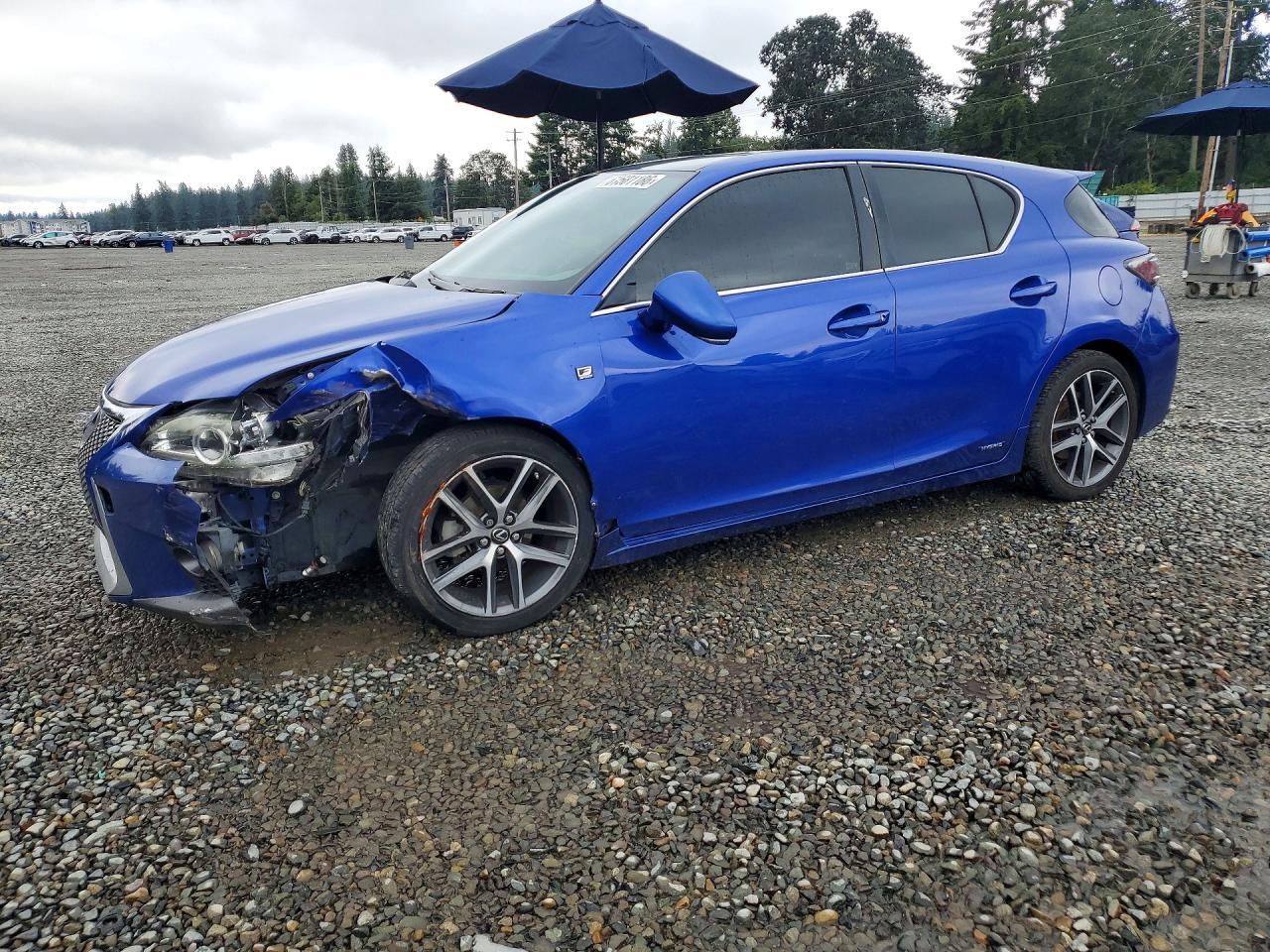 2015 Lexus CT 200h, VIN JTHKD5BH7F2217764 — Front end
